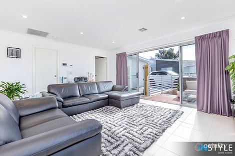 Property photo of 2-14 Alan Watt Crescent Casey ACT 2913