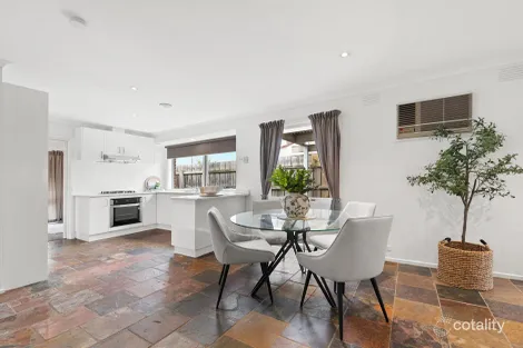 Property photo of 16 Valewood Drive Kealba VIC 3021