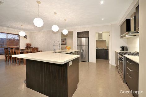 Property photo of 6 Scott Lane Taylors Hill VIC 3037