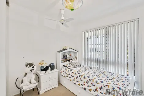 Property photo of 18 Leigh Street Deception Bay QLD 4508