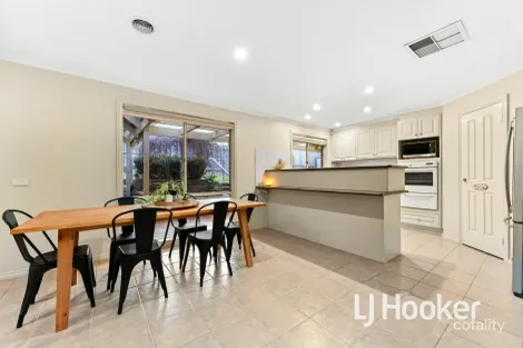 Property photo of 12 Baltaser Drive Pakenham VIC 3810