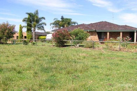 40 Fifth St, Harvey, WA 6220