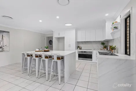 Property photo of 36 Waterford Place Bridgeman Downs QLD 4035
