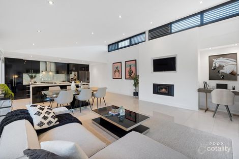 Property photo of 8A Rosebank Terrace Templestowe Lower VIC 3107