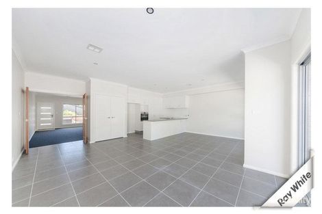 Property photo of 30 Bernacchi Street Mawson ACT 2607