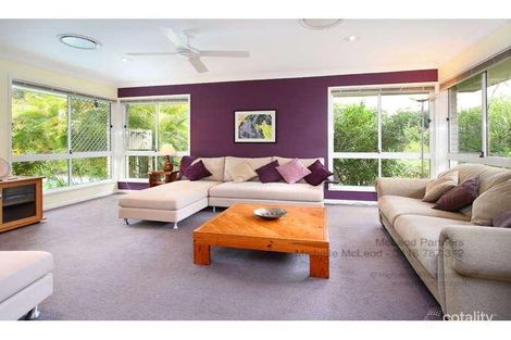 Property photo of 2 Ringway Place Chapel Hill QLD 4069