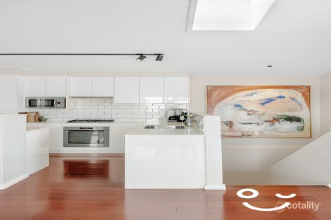 Property photo of 2/27 West Street Wollongong NSW 2500