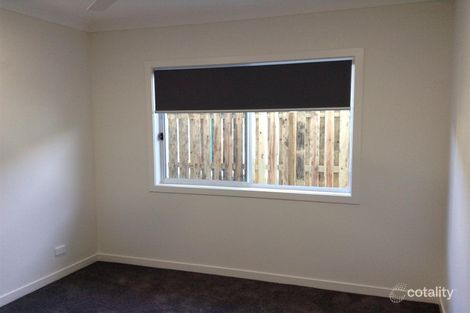 Property photo of 2/29 Lindeman Circuit Pimpama QLD 4209
