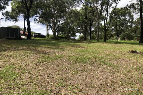 27 Alkira St, Macleay Island, QLD 4184