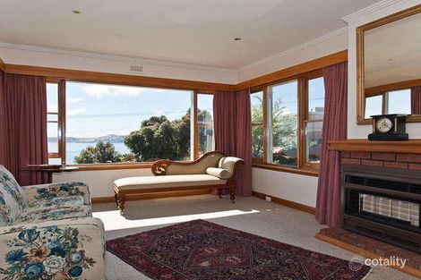 Property photo of 13 Sonning Crescent Sandy Bay TAS 7005