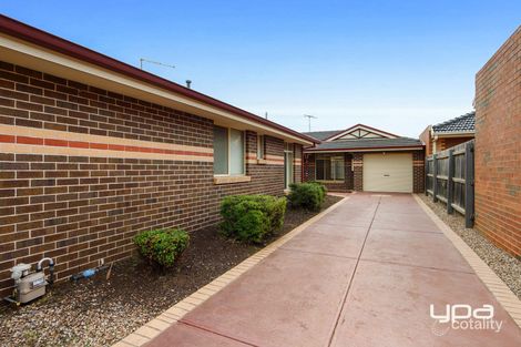 Property photo of 2/72 Mossfiel Drive Hoppers Crossing VIC 3029