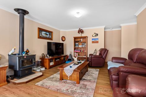 Property photo of 9 Hampton Court Collie WA 6225