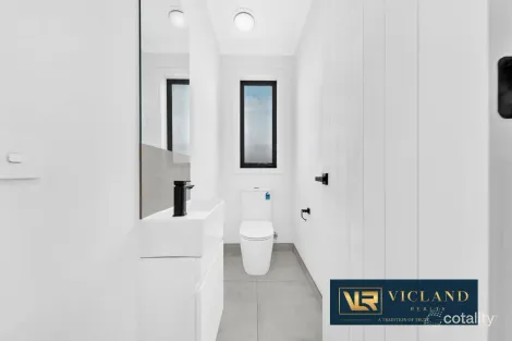 Property photo of 28 Wattlebird Street Beveridge VIC 3753