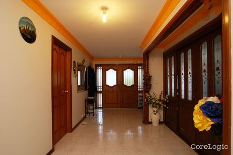 Property photo of 39 Tarcoola Avenue Meadow Heights VIC 3048