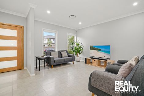 Property photo of 1B Miri Crescent Holsworthy NSW 2173