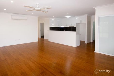 Property photo of 2/7 Howard Street Middle Ridge QLD 4350