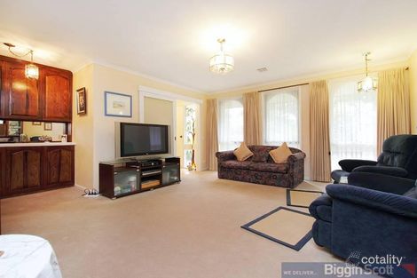 Property photo of 9 Tarongo Drive Aspendale VIC 3195