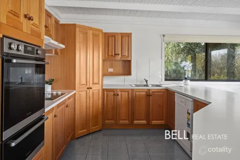 Property photo of 12 Innes Road Gembrook VIC 3783