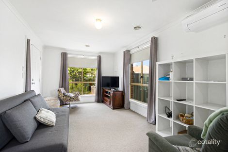 Property photo of 21 Domain Gardens Sebastopol VIC 3356