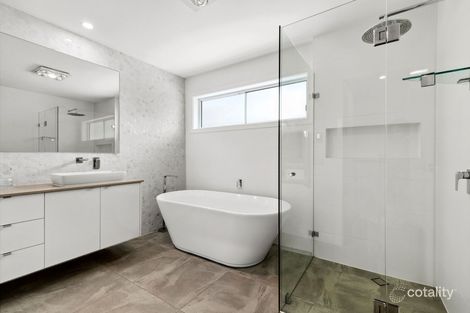 Property photo of 3 Angel Place Forestville NSW 2087