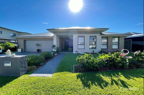 46 Apple St, Fern Bay, NSW 2295
