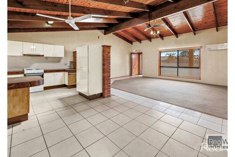 Property photo of 45 Saint Lucia Crescent Avoca QLD 4670