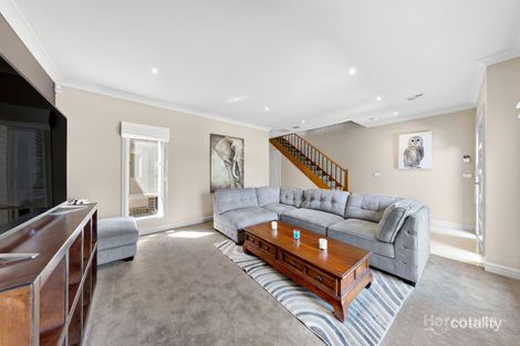 Property photo of 32 Nobel Banks Drive Cairnlea VIC 3023