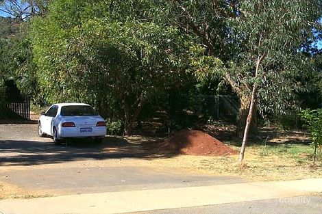 Property photo of 105 Brookton Highway Mount Nasura WA 6112