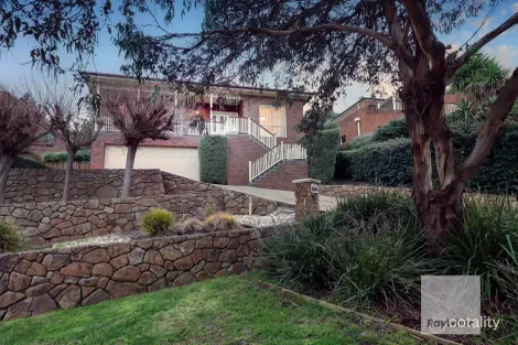 Property photo of 8 Primula Boulevard Gowanbrae VIC 3043