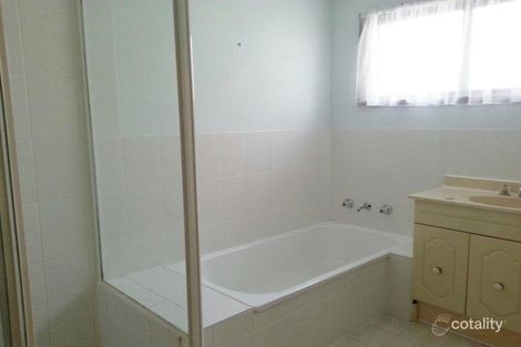 Property photo of 17 St James Avenue Berkeley Vale NSW 2261