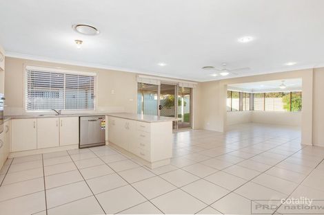 Property photo of 15 Golden Wattle Crescent Thornton NSW 2322