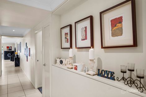 Property photo of 25 Dundee Crescent Wakerley QLD 4154