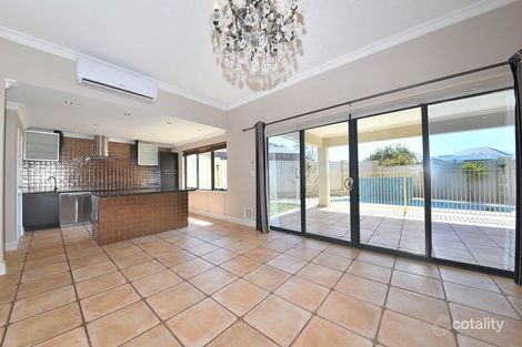 Property photo of 6 Masthead Close Jindalee WA 6036