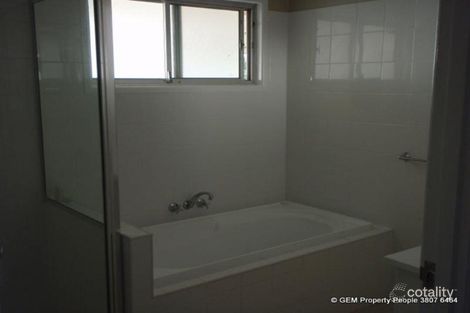 Property photo of 8 Endeavour Parade Eagleby QLD 4207
