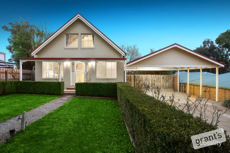 8 Pinewood Cres, Berwick, VIC 3806