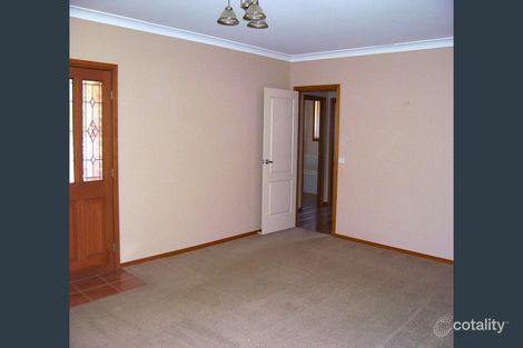 Property photo of 25 Feathertop Circuit Thurgoona NSW 2640