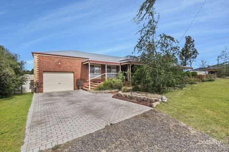 Property photo of 11 Muriel Street Kangaroo Flat VIC 3555
