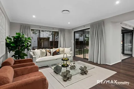 Property photo of 100 Kate Circuit Rochedale QLD 4123