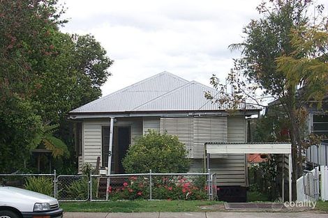 Property photo of 8 School Road Yeronga QLD 4104