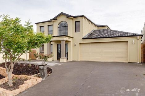 8 Olde Coach Rd, Greenwith, SA 5125