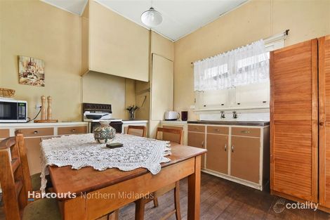 Property photo of 27 Bond Street Ross TAS 7209