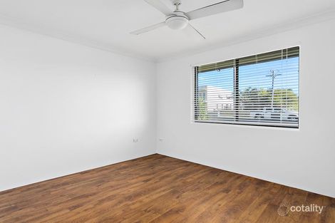 Property photo of 37 Osborne Parade Warilla NSW 2528