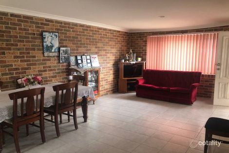 1/30 Arunta Ave, Kariong, NSW 2250