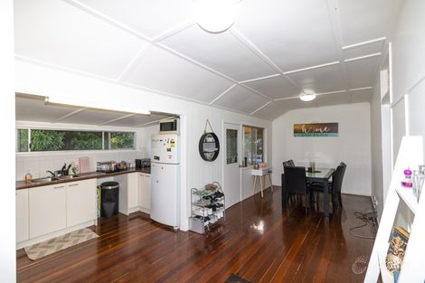 Property photo of 10 King Street Urangan QLD 4655