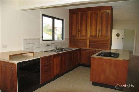 Property photo of 20 Wentworth Parade Golden Beach QLD 4551
