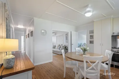 Property photo of 4 Aylmer Street Oakey QLD 4401