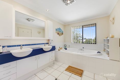 Property photo of 6 Whitby Place Pelican Waters QLD 4551