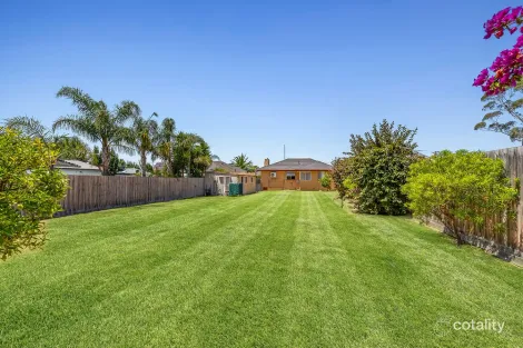 Property photo of 76 Calvert Street Hamlyn Heights VIC 3215