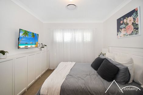 Property photo of 41 Derbyshire Road Spring Farm NSW 2570