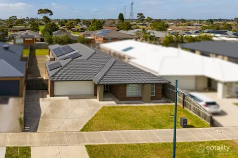 25 Phalaris Park Dr, Lovely Banks, VIC 3213